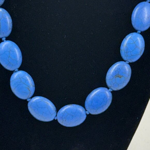 Blue Howlite Beaded Stone Necklace - Picture 5 of 6